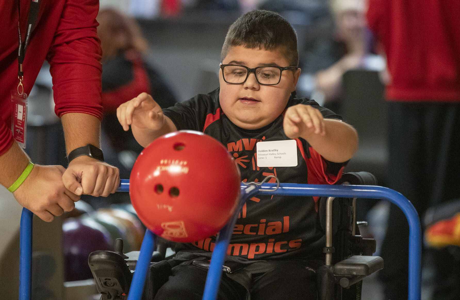 101321-cbn-news-sobowling-p7